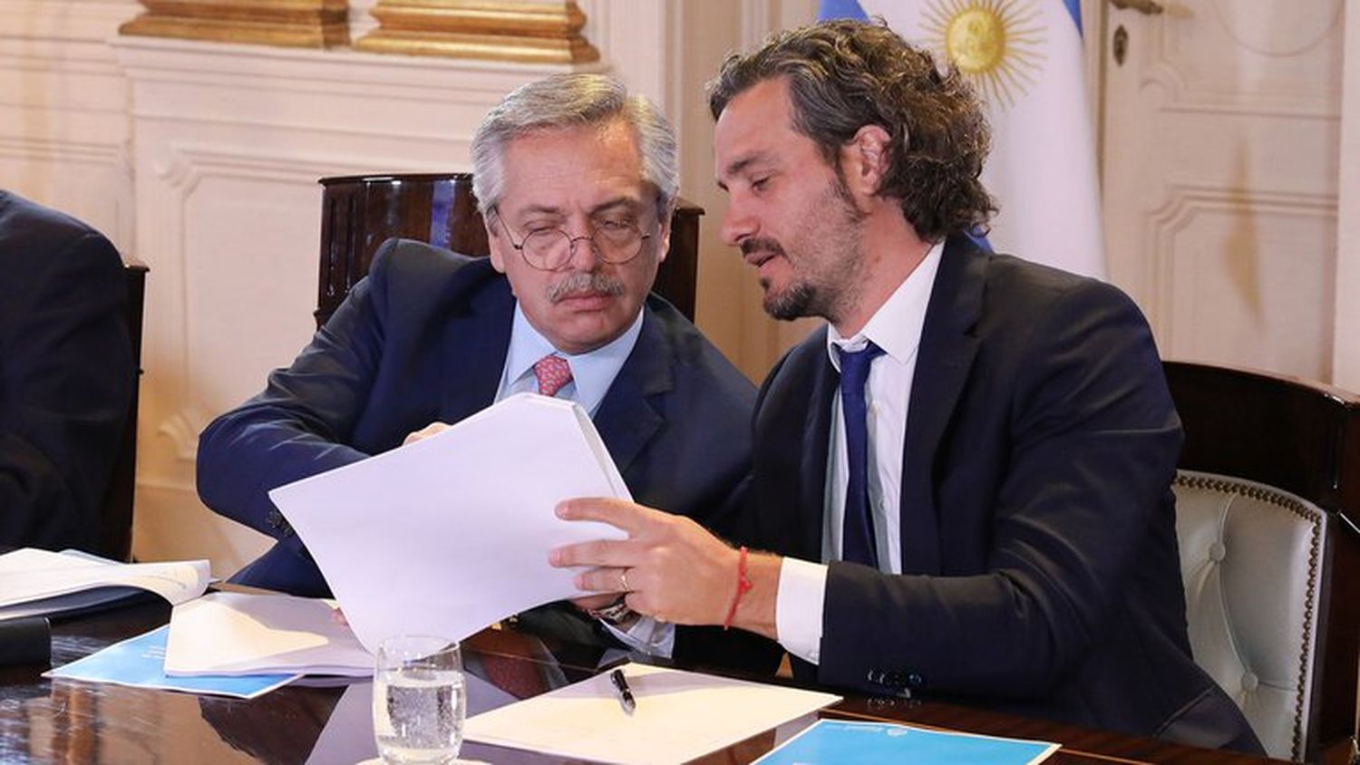 El Gobierno mantendrá las restricciones vigentes y define cómo endurecerlas