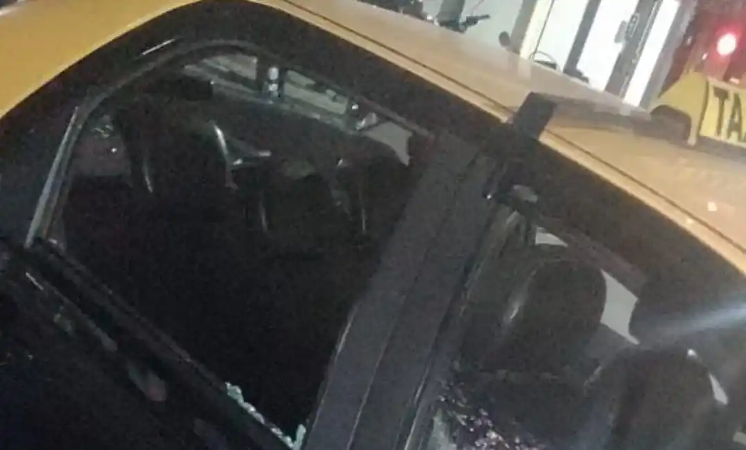 Terminó detenido por el ataque a un taxi