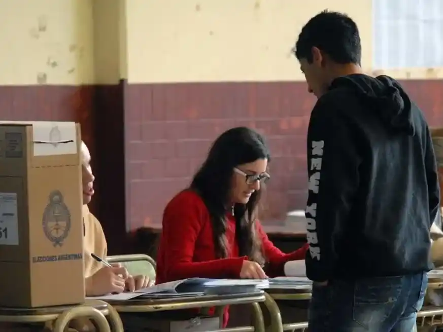 Los llamados a las autoridades de mesa comenzarán a llegar el próximo viernes.