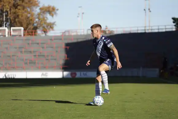 Siguen las malas noticias en Alvarado: se lesionó Enzo Martínez