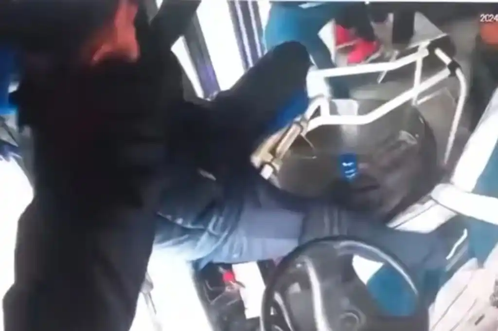 Agredieron a un colectivero