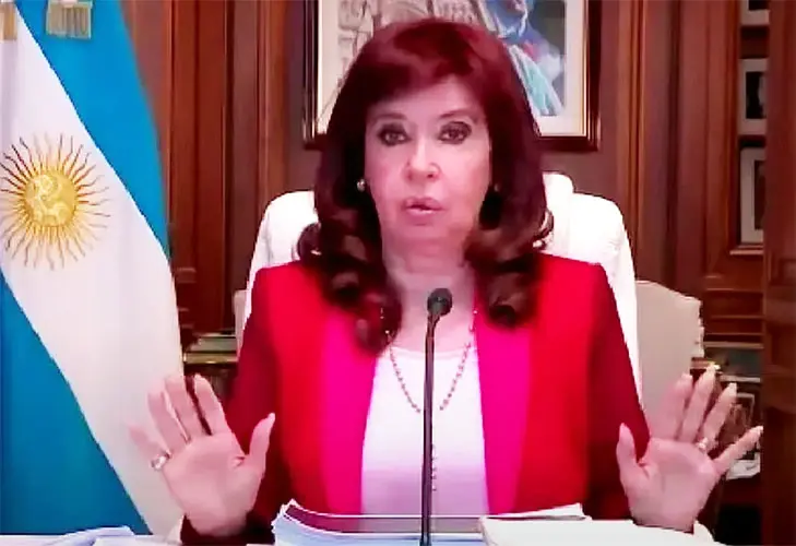 Más de una hora y media de acusaciones y victimización de su persona