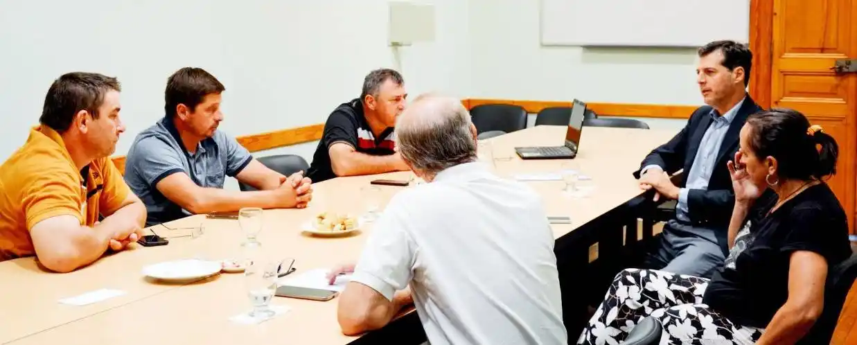 CAFESG y FeCiER analizan alternativas para ordenar el mercado de trabajo citrícola