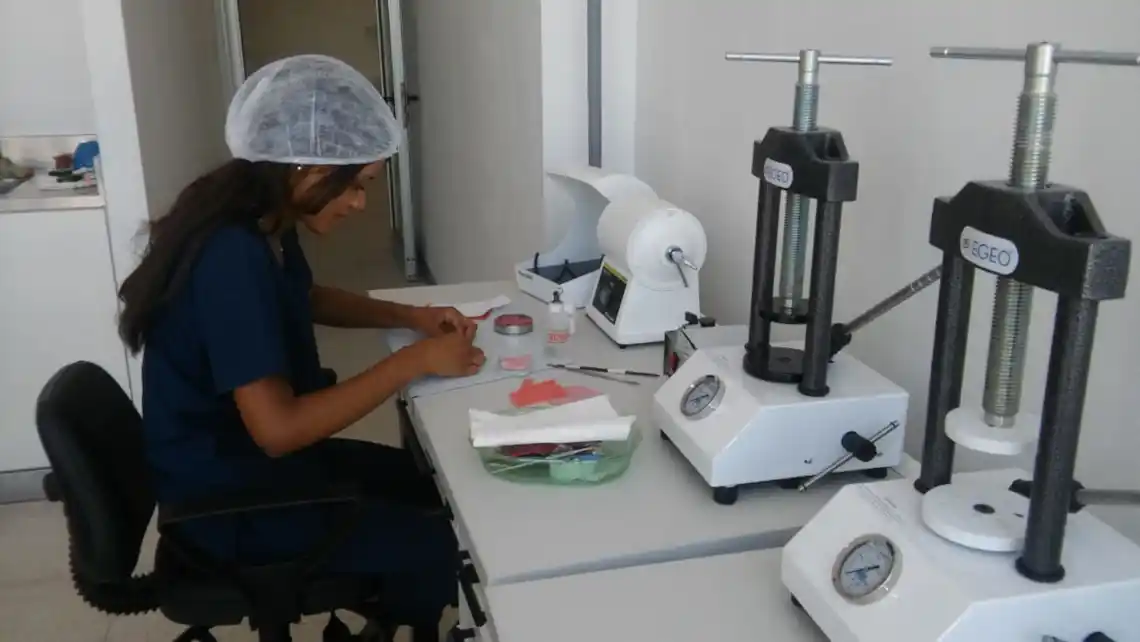 El Cemafé atiende 500 consultas odontológicas al mes