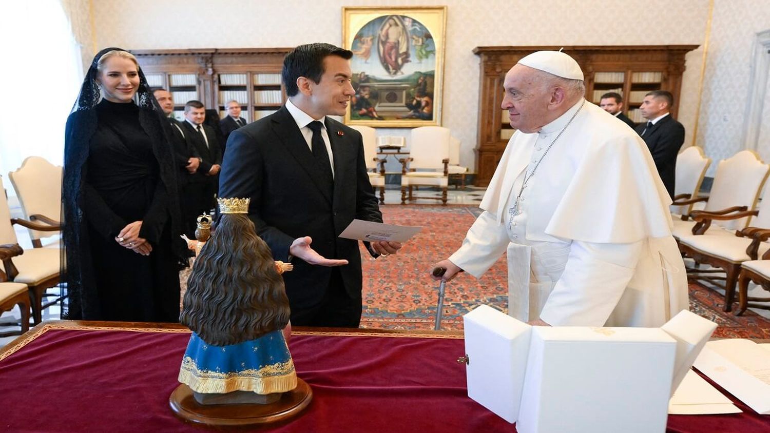 EL PAPA RECIBE A DANIEL NOBOA: el presidente ecuatoriano está de gira por Europa