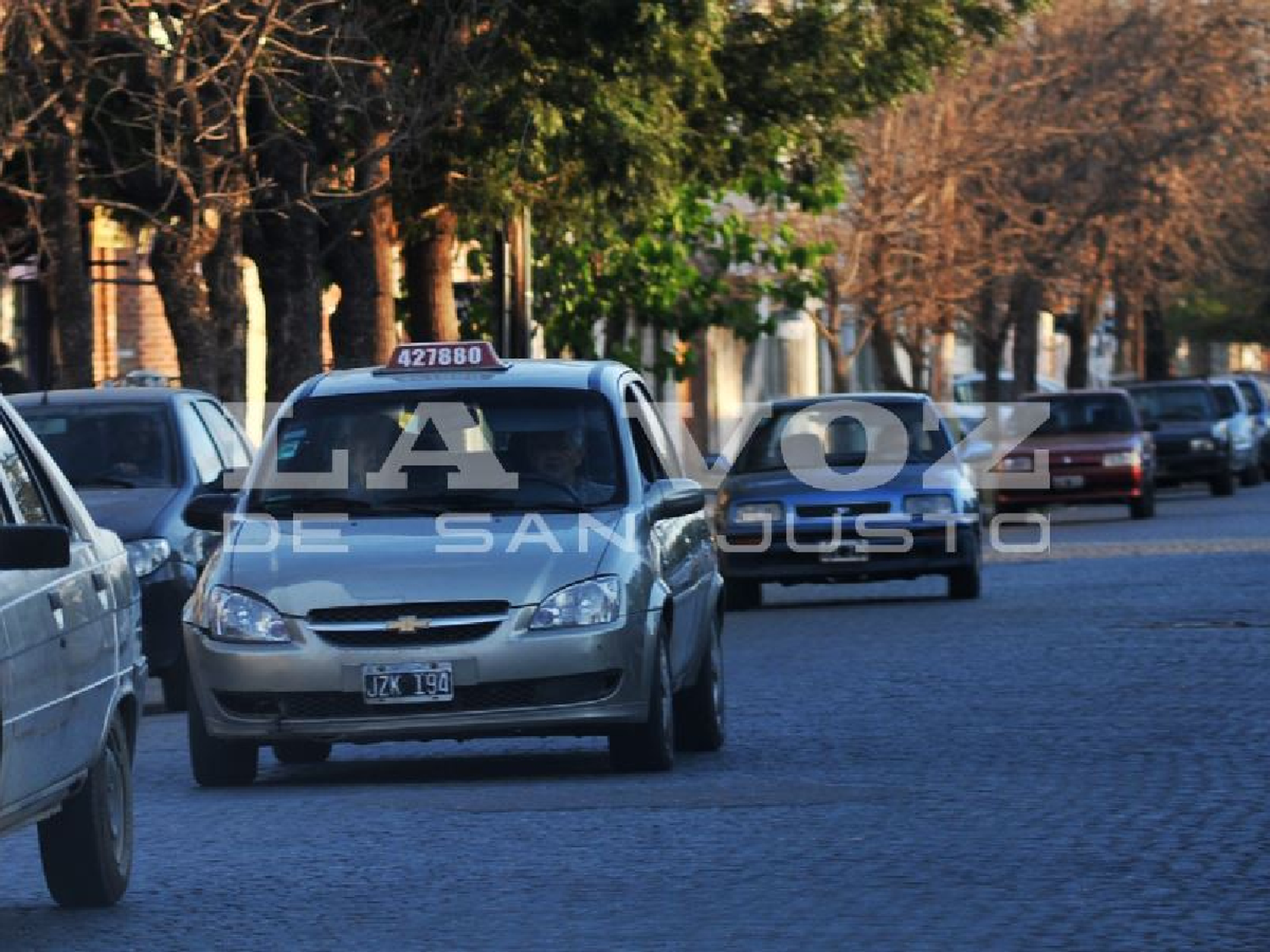 Piden instalar botón antipánico y GPS en los remises de la ciudad