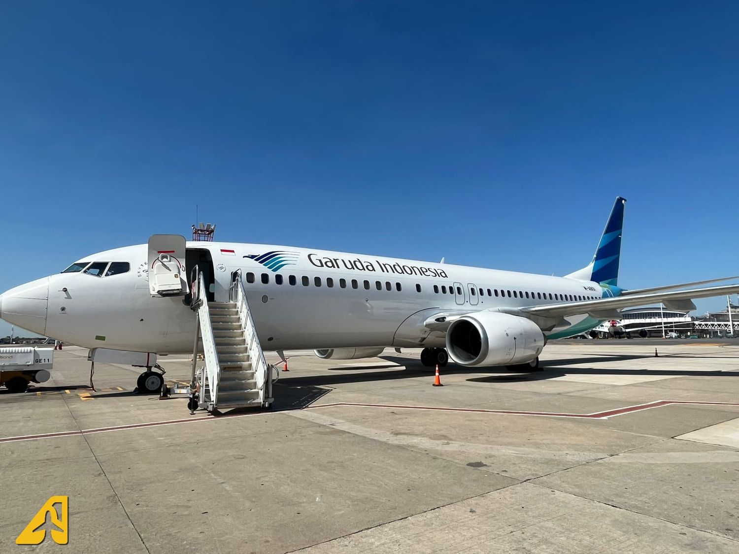 El undécimo Boeing 737 de Flybondi inició sus vuelos regulares (LV-KHO)