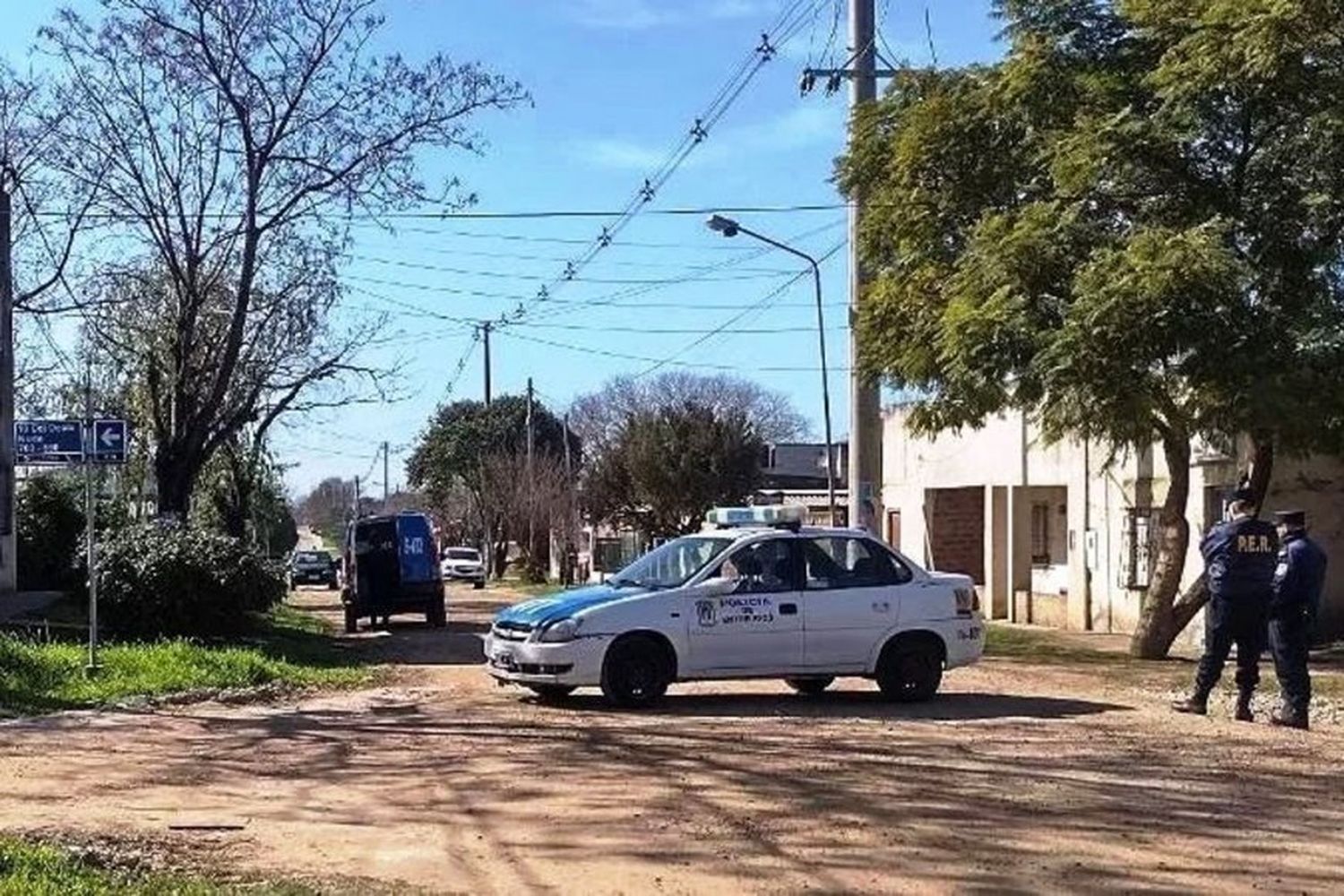 No aparece el arma y hay dudas sobre el hecho en que resultó muerto el joven que ingresó a una casa