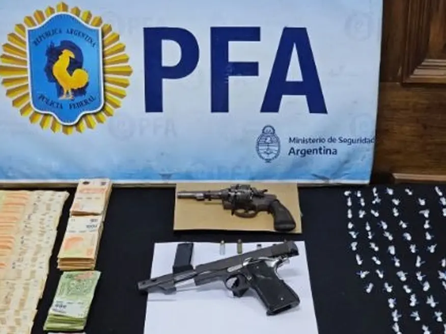 Desbarataron una organización narco relacionada a Los Monos tras múltiples allanamientos en barrio La Lata.