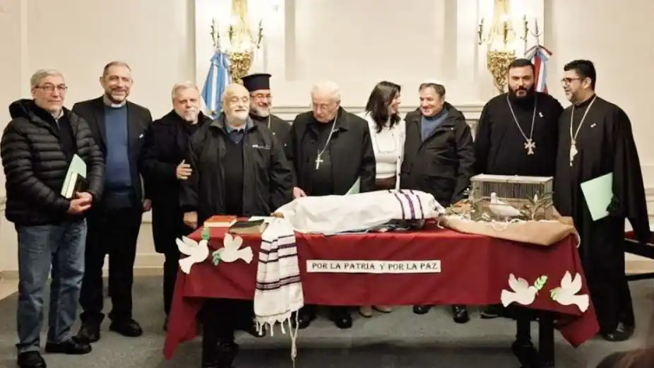 Córdoba: renovado compromiso de referentes de los credos por la Patria y la paz