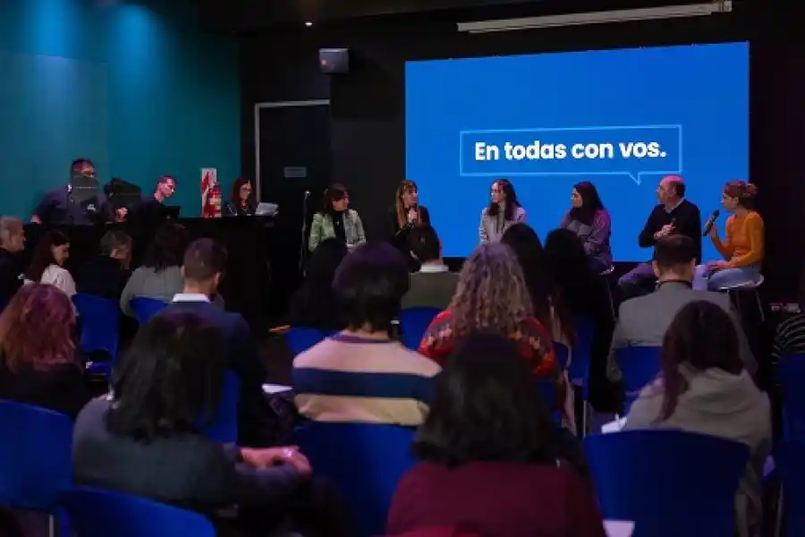Santa Fe Capacita: abrieron las preinscripciones para la línea de cursos en Economía del Conocimiento con perspectiva de género