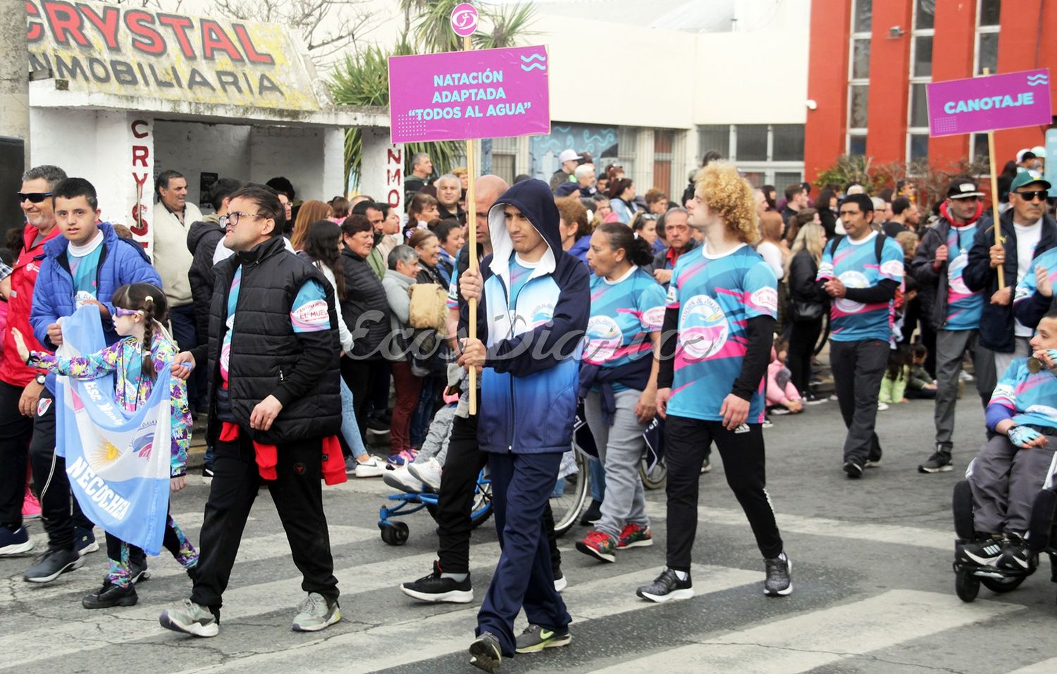 Con el desfile, finalizaron los festejos