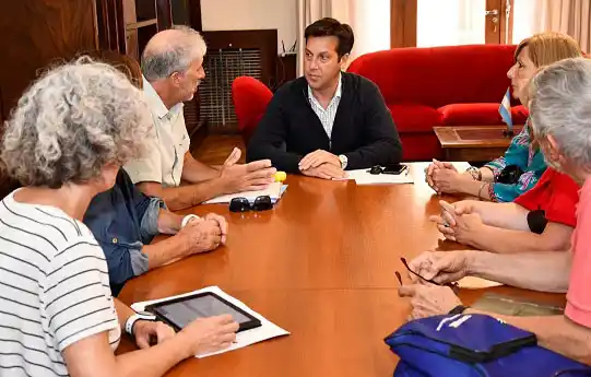 Rojas se reunió con directivos directivos del Centro Cultural
