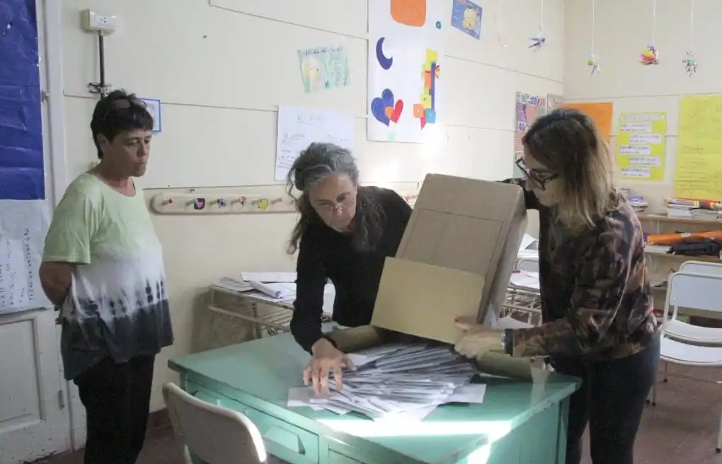 Milei se impone en Tres Arroyos y en la Sexta Sección Electoral