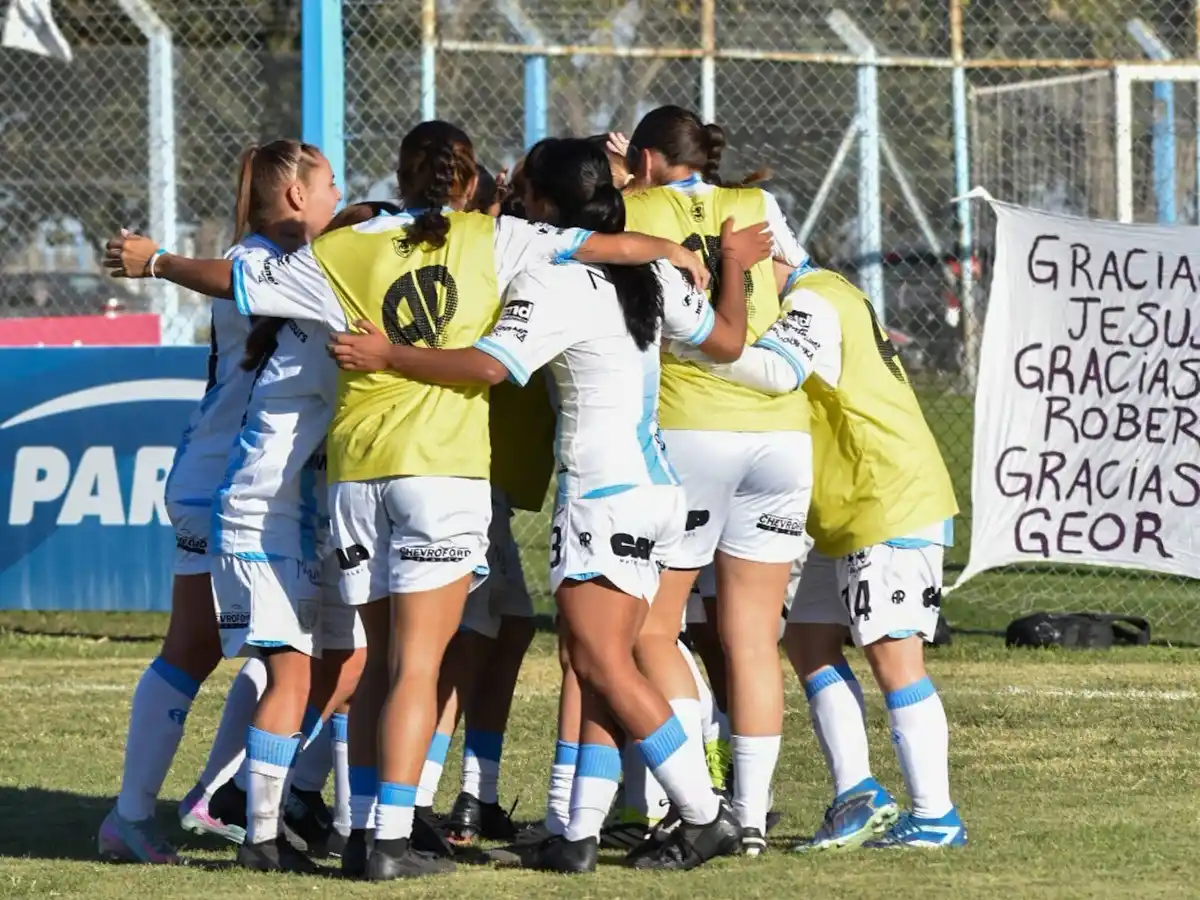 Triunfo de Las Cremosas 2 a 0 ante Luján en el predio del Autódromo. Foto: Prensa AR