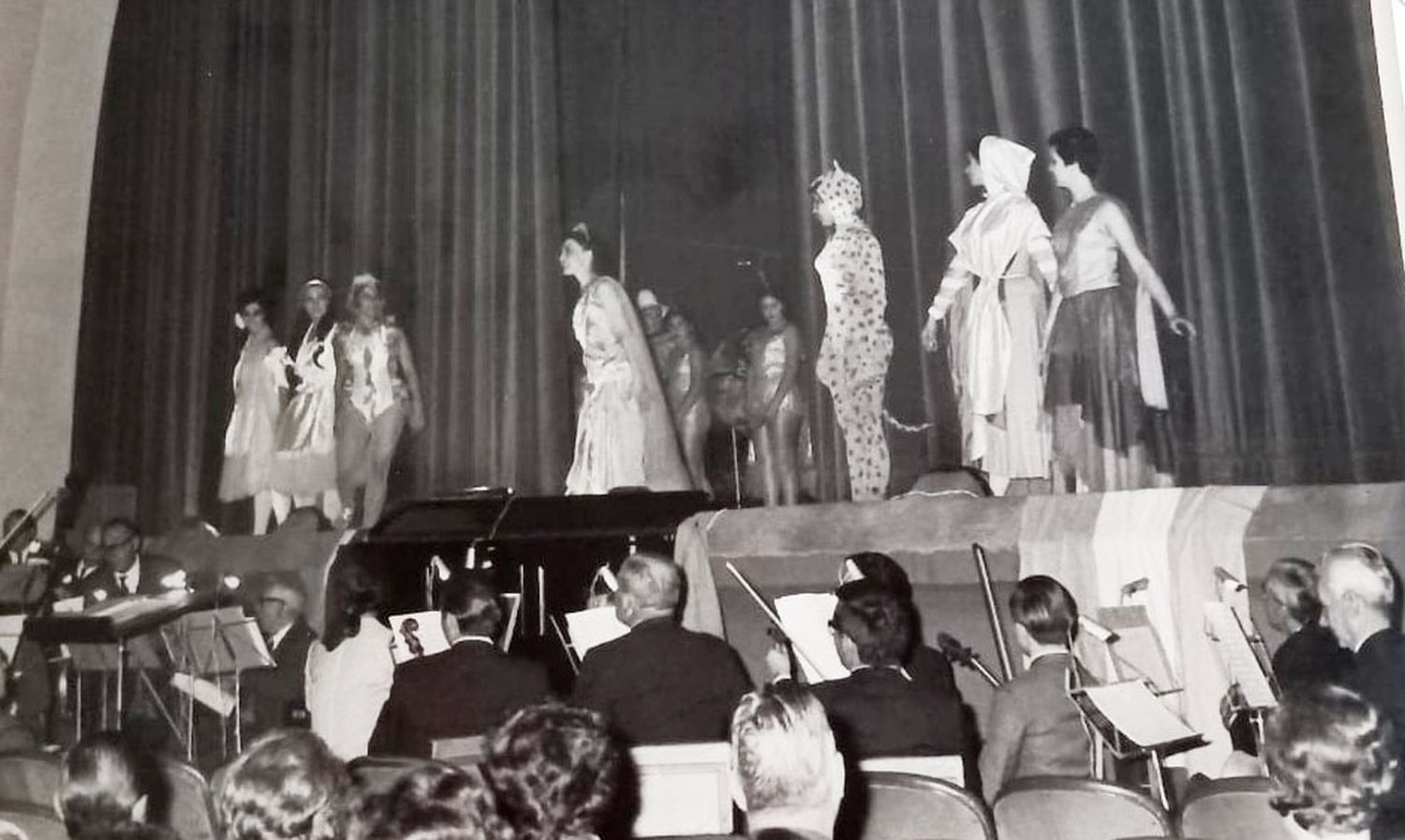 Joaquín López Flores: Músico, escritor, compositor, folclorista