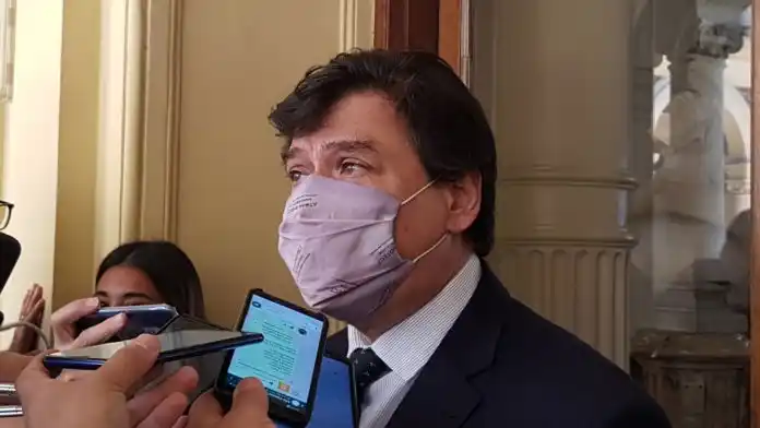 El Gobierno descartó ponerle un “techo” a las paritarias, pero insistió con la meta inflacionaria del 29%