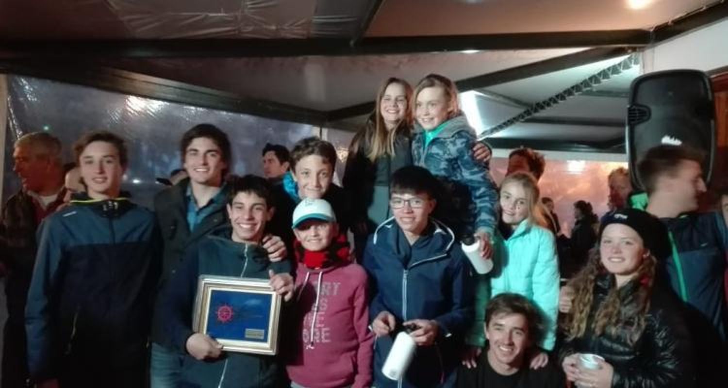 La flota de Náutico cerró su participación en la Semana de la Bandera
