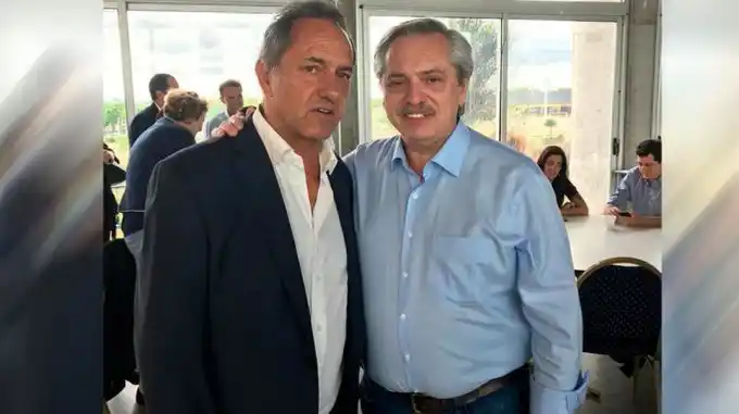 Alberto Fernández sumó a Scioli, lo sentó en primera fila en el debate y se lo enrostró a Macri