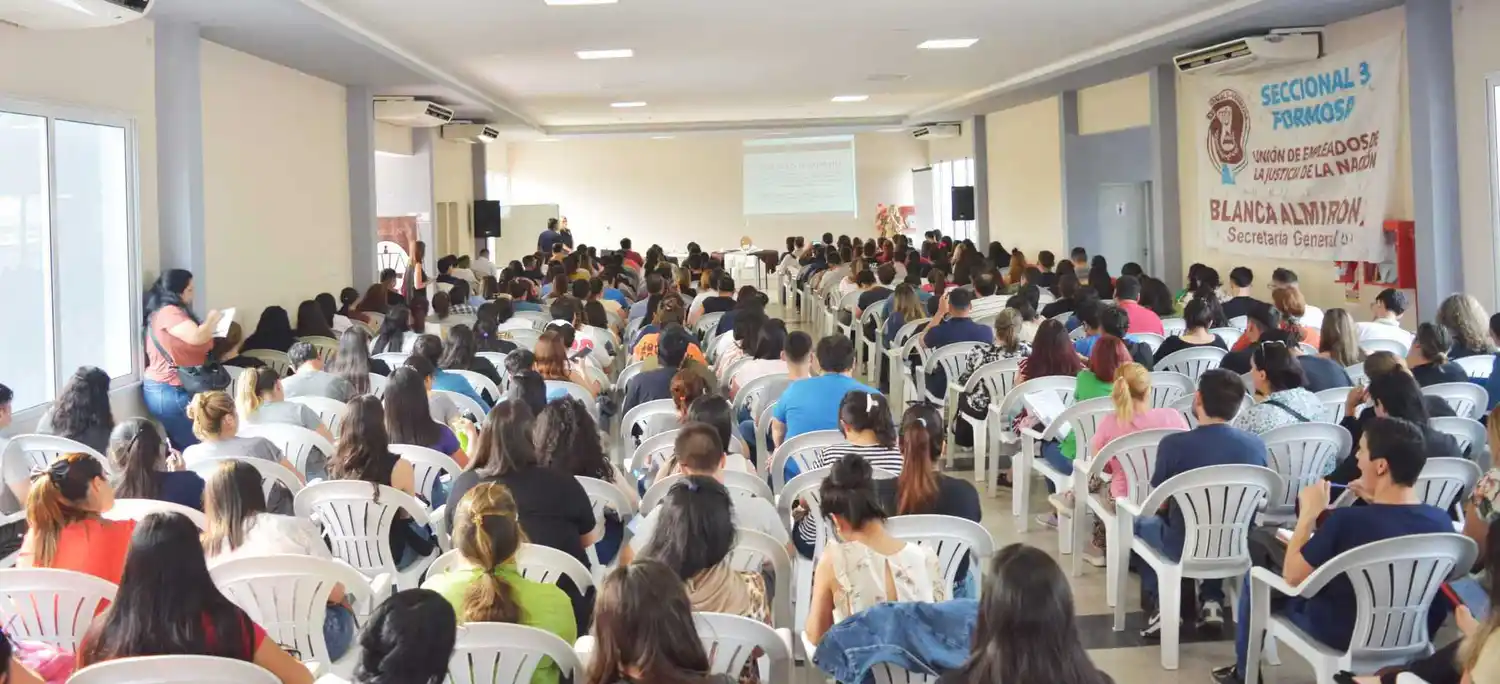 Más de 600 personas se capacitaron para 
rendir el examen de ingreso al Poder Judicial