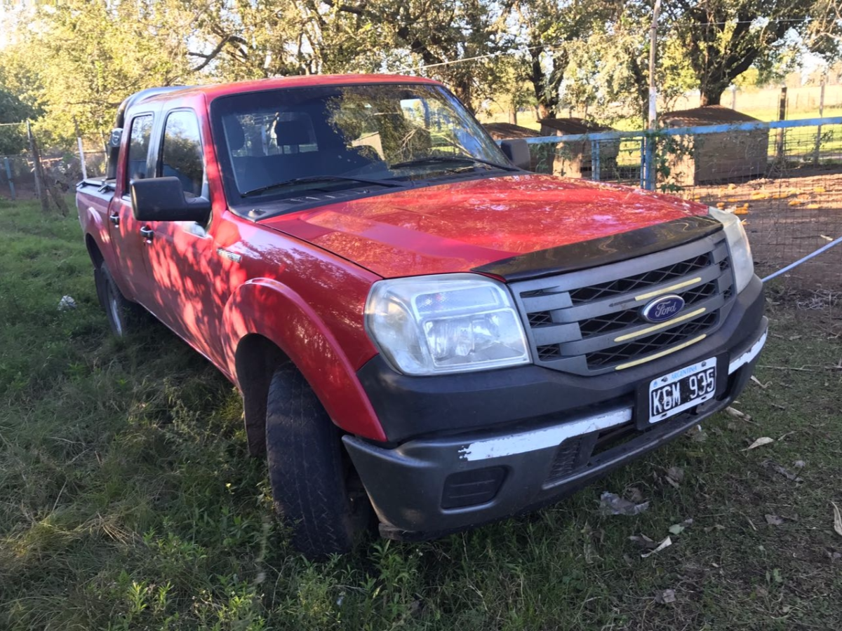 Secuestran camioneta utilizada  en importante robo de quesos  