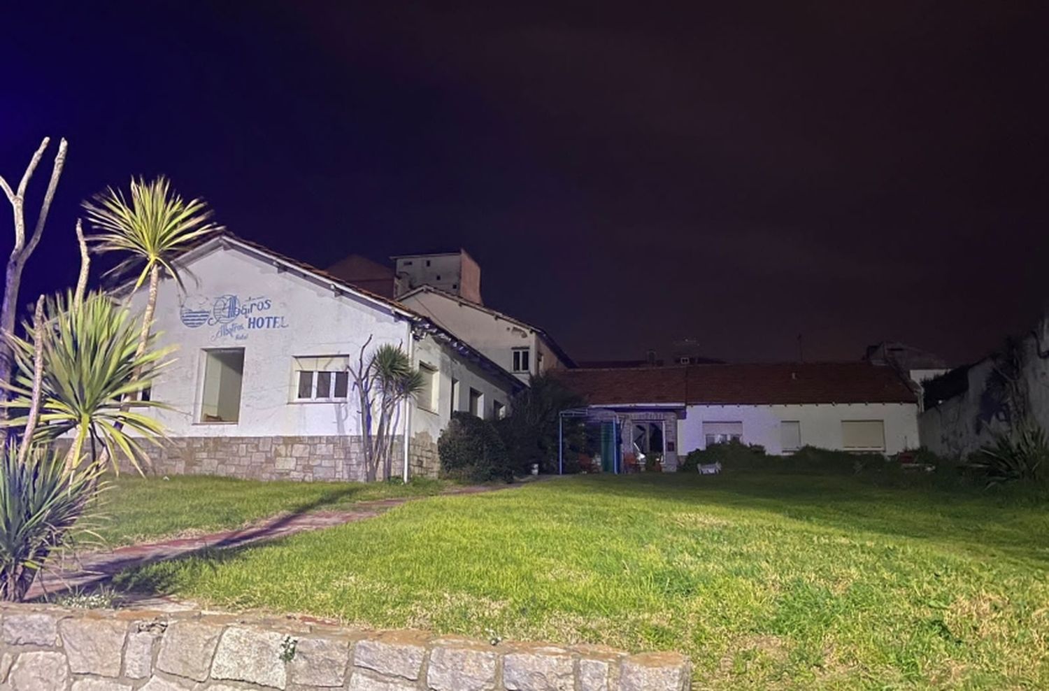 Malviviente se metió por la fuerza a un hotel cerrado y fue detenido
