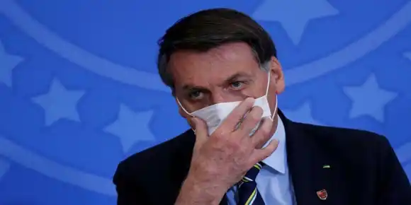 Bolsonaro vuelve a dar positivo para COVID-19