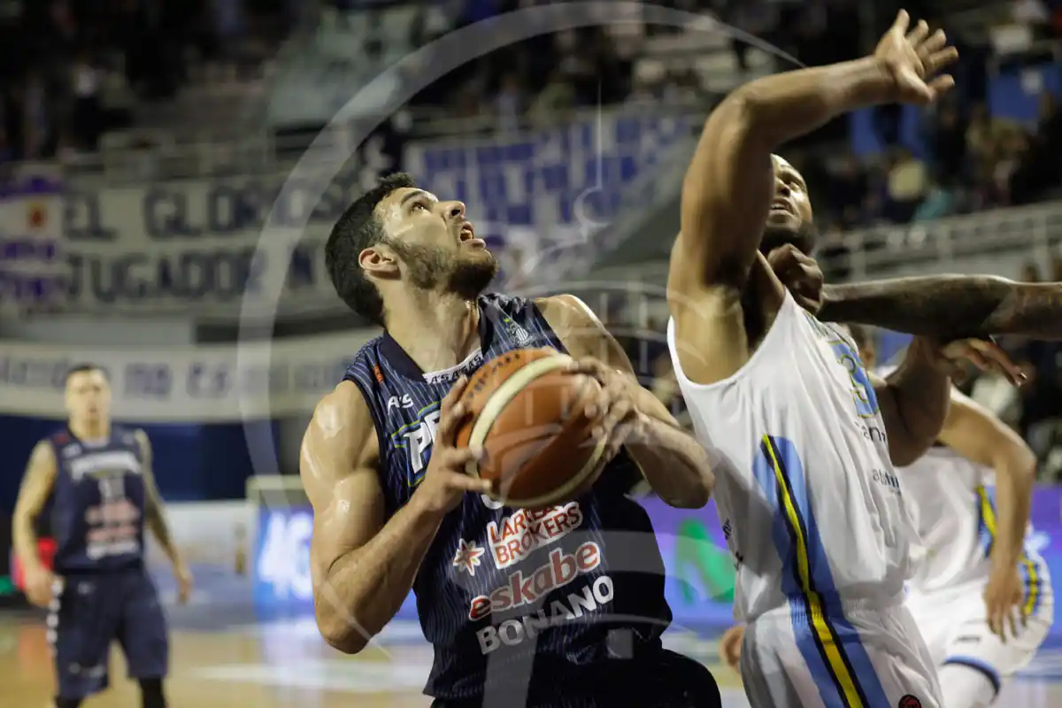 Peñarol quiere volver al triunfo pese a las bajas