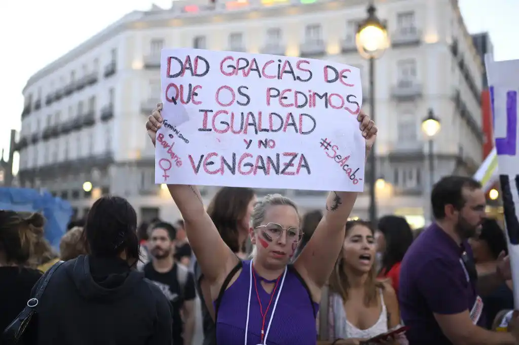 Tribunal en España revisa más documentos ante el caso de Luis Rubiales