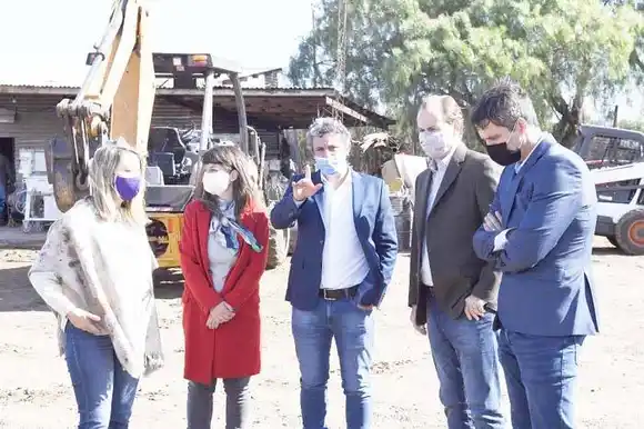 Proyectan darle más valor agregado al sector foresto industrial para potenciar mano de obra y exportaciones