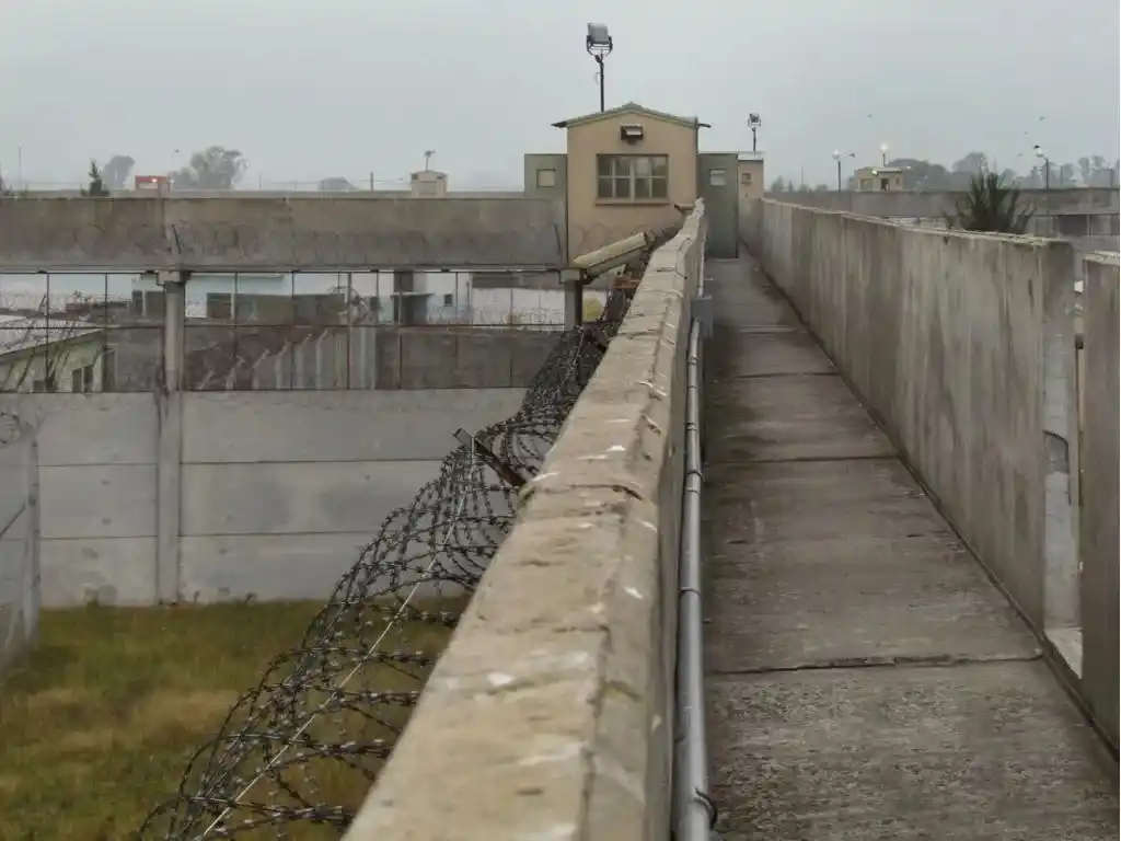 Proponen habilitar la participación del sector privado en la construcción, operación y administración de cárceles.