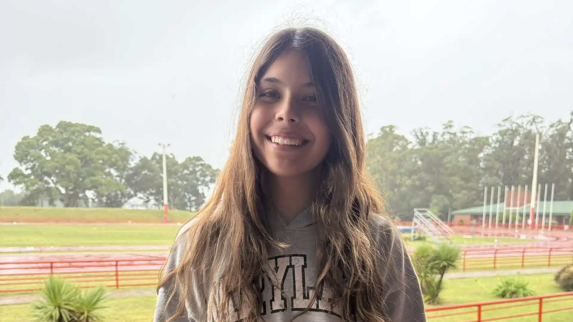 Paula Rizzi entrena en la Escuela Municipal de Atletismo