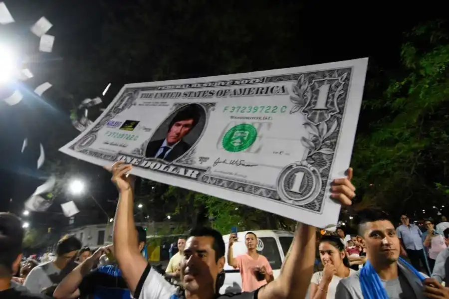 Javier Milei arrasó en Santa Fe: los datos de cada departamento 