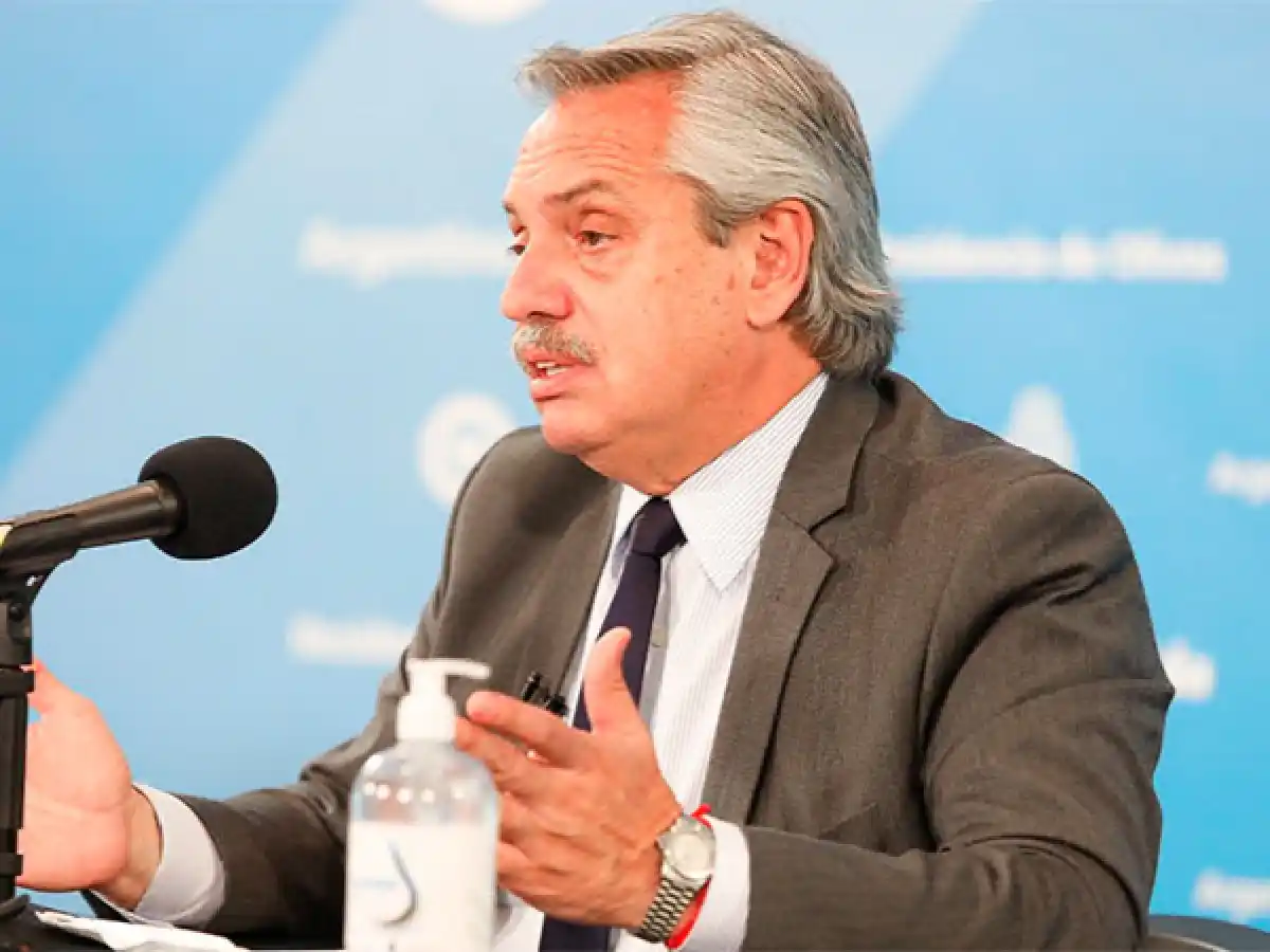 El Gobierno dijo que hay tres vacunas que llegarán a la Argentina: la Sputnik V llegará en diciembre