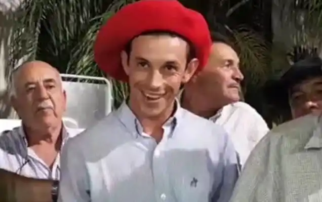 Subcampeón en Jesús María donó el premio para los inundados de su pueblo