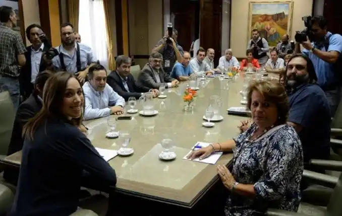 Conflicto Docente: Siguen las medidas de fuerza y el martes vuelven a reunirse 