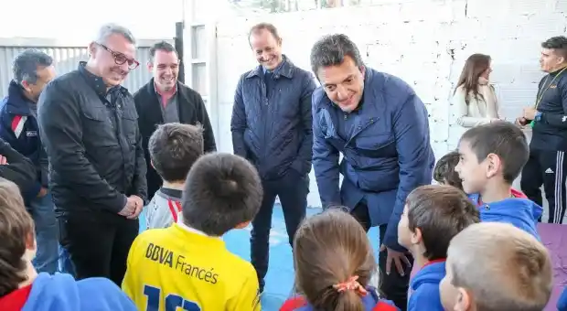 Massa e Insaurralde, juntos por los clubes de barrio