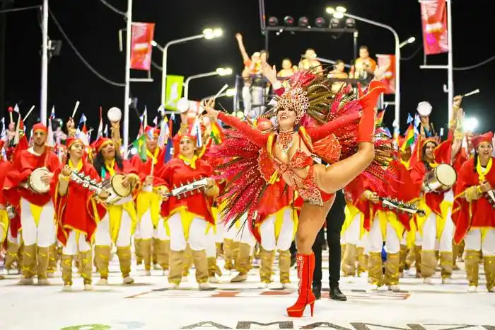 Vibrante segunda noche del Carnaval de Concordia