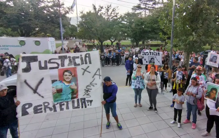 Reclamo popular por justicia y que se conozca la verdad