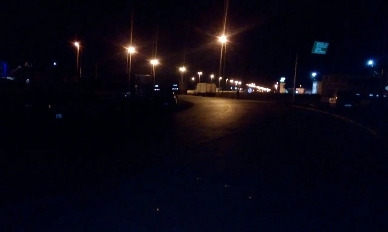 Una rotonda sin luces