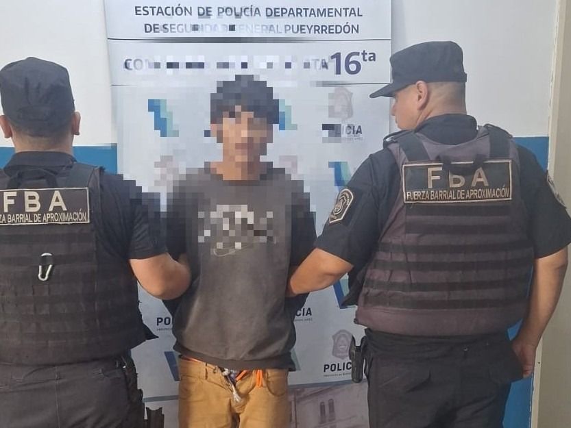 El joven de 18 años fue atrapado por personal de la Fuerza Barrial de Aproximación.