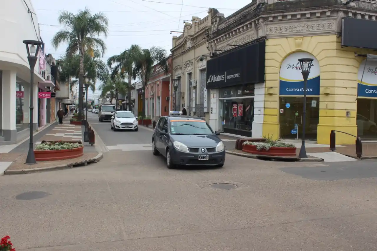 La recesión sigue golpeando a los comerciantes: las ventas minoristas cayeron 7,3% en abril