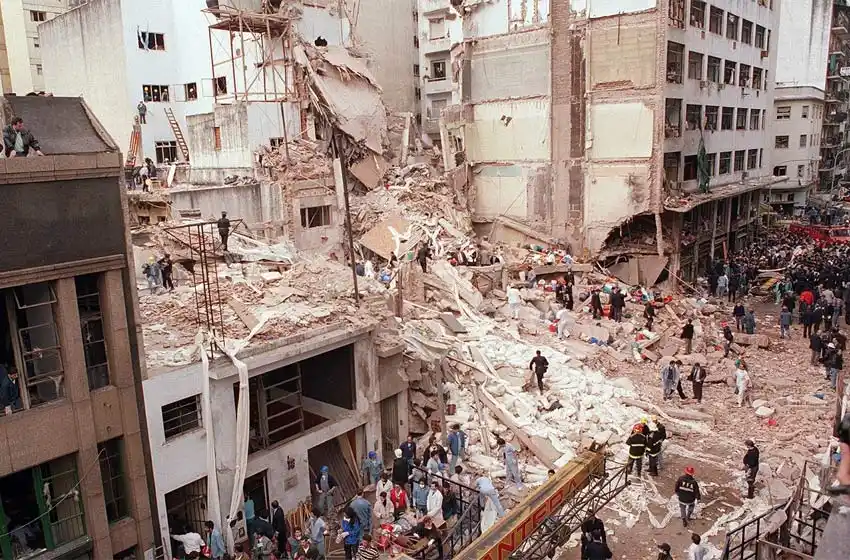 La Justicia Argentina concluyó que Irán fue el responsable del atentado a la AMIA