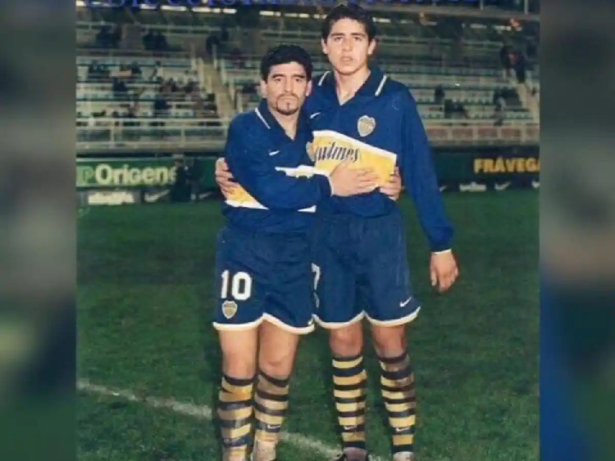 Maradona: "No me sentaría a tomar un café con Riquelme"