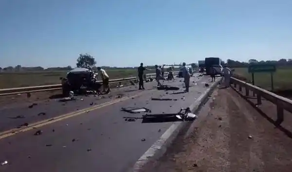 Accidente en ruta 7: Piden que Scioli y Cristina reparen la carretera