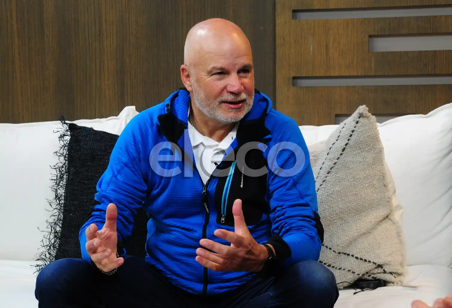 Osvaldo Nielsen, 35 años de asistencia perfecta