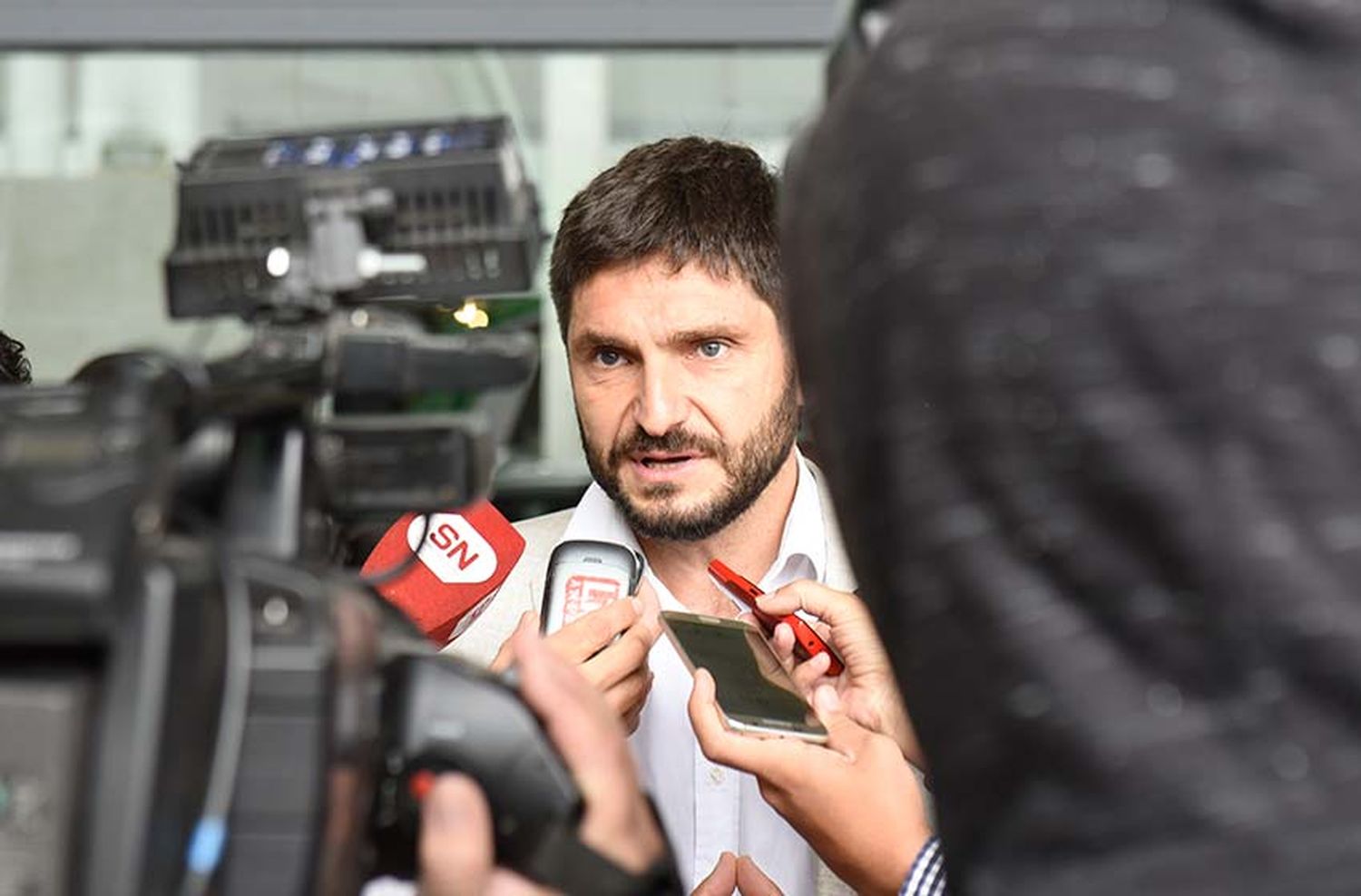 Pullaro: «Le vamos a cortar la cabeza a cualquier banda que asome»
