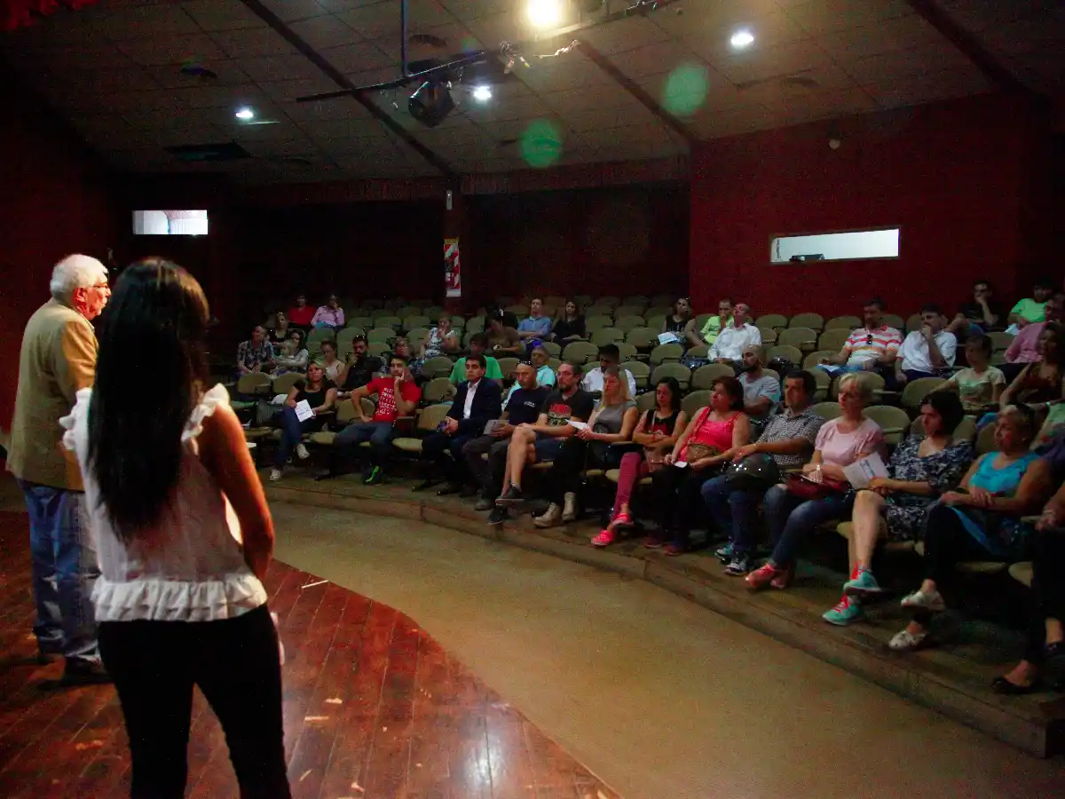 Se presentaron los microcréditos para emprendedores 