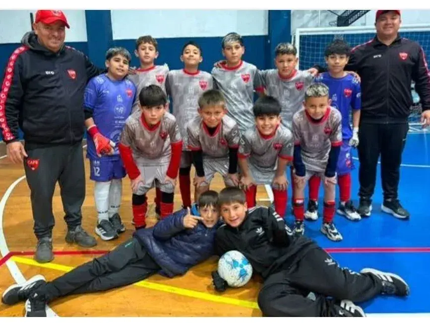 Ferro se quedó con el Apertura en la categoría Sub 11 del futsal d ela LRF. Foto: