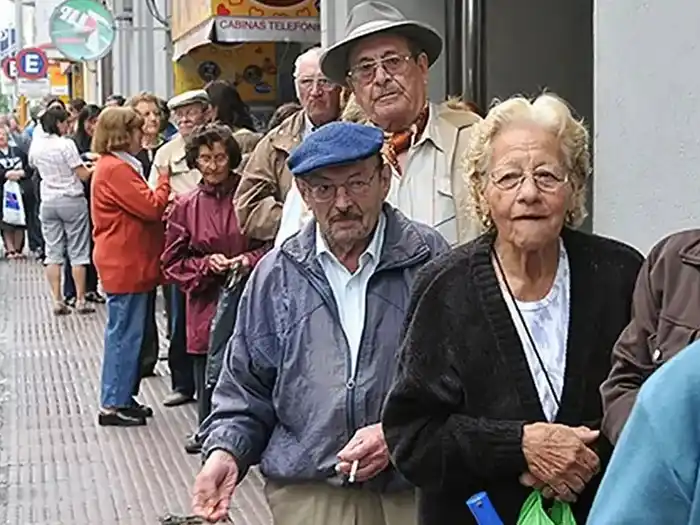 Anses confirmó el bono de 70 mil pesos para jubilados en agosto